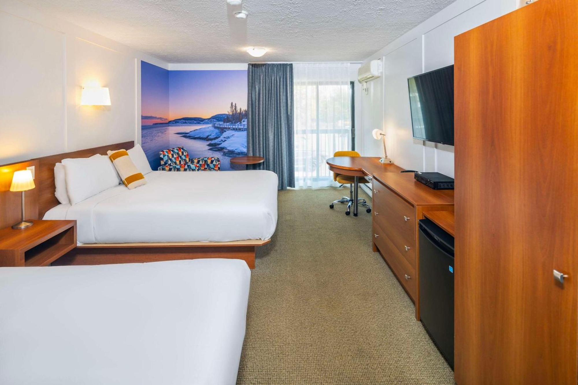 Clarion Pointe La Malbaie Hotel Ngoại thất bức ảnh